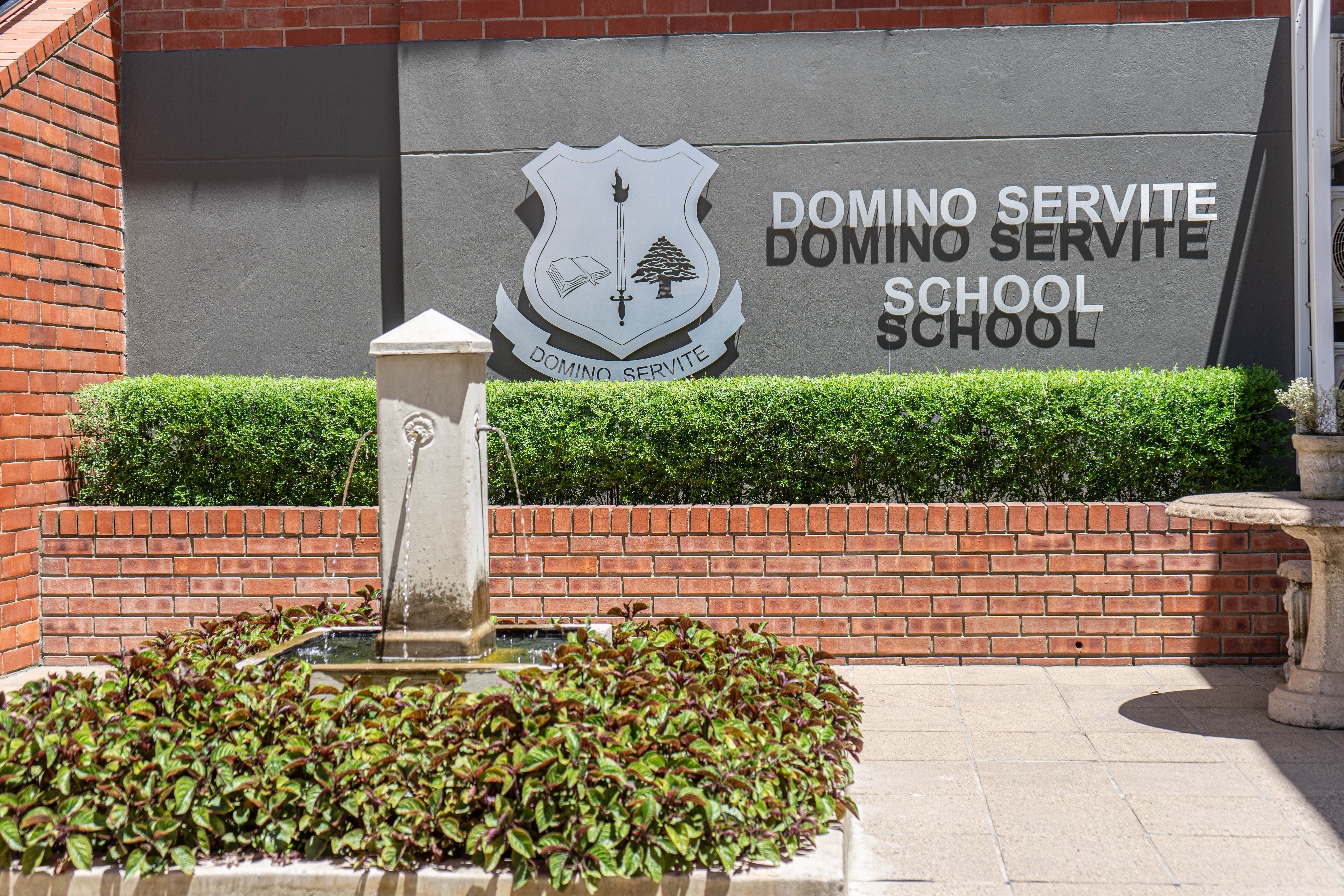 Domino Servite School